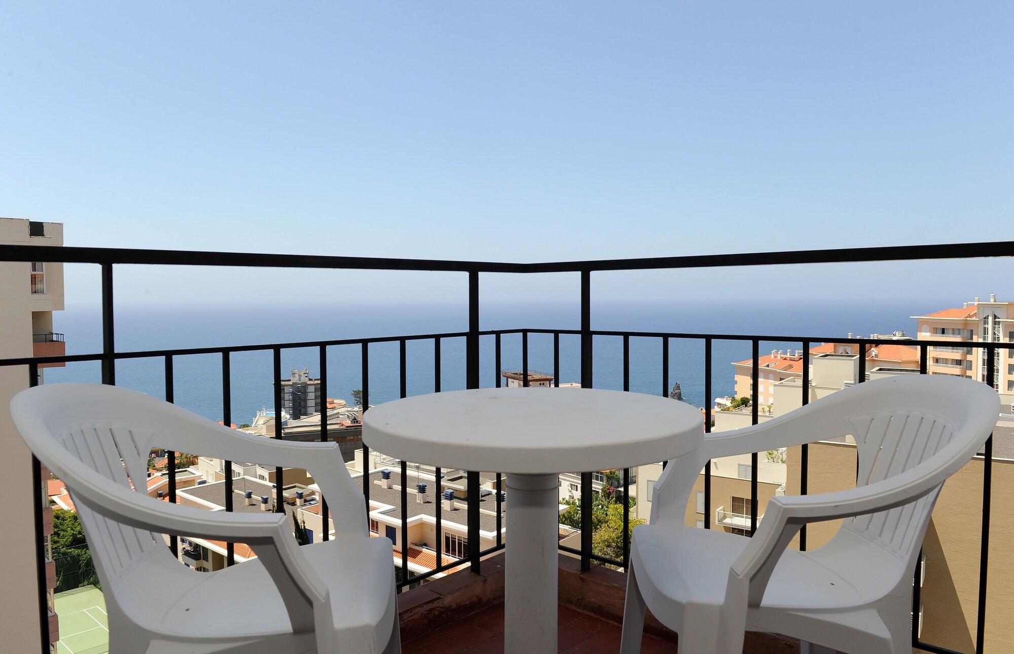 Dorisol Mimosa Studio Hotel Funchal  Exterior foto